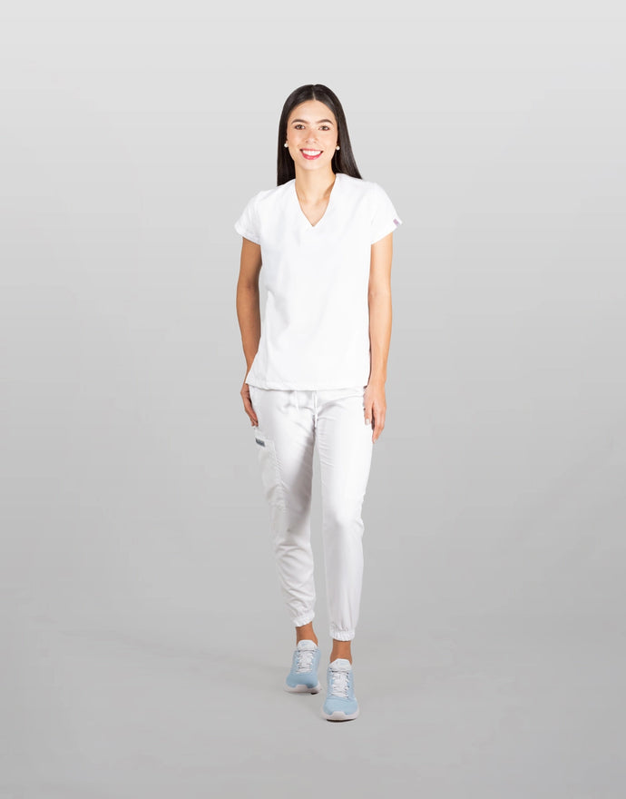 uniformes de enfermeria modelo basic color blanco para mujer