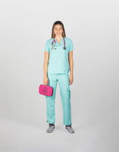 Load image into Gallery viewer, uniformes de enfermeria mujer color menta modelo barbie
